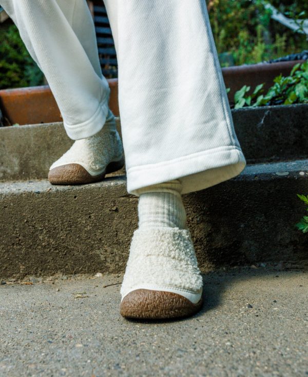 Women's Howser II  |  Birch/Curry