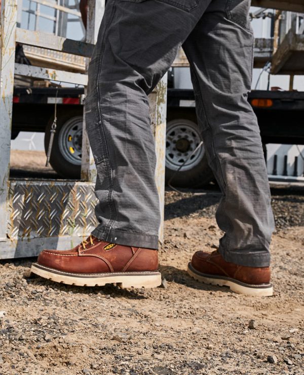 Men's Cincinnati 6 Waterproof 90° Heel Boot (Soft Toe)  |  Tuscan Red/Sandshell